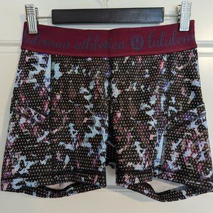 Lululemon Short, Size 4